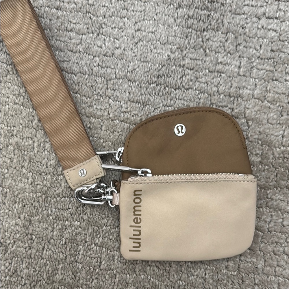 lululemon athletica Tan and Cream Wristlet